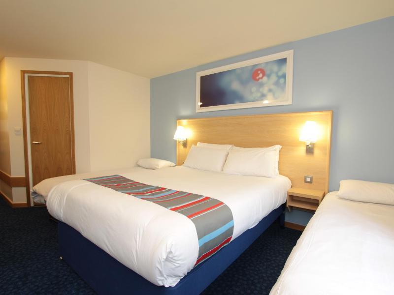 Travelodge Edinburgh Dreghorn Exterior photo